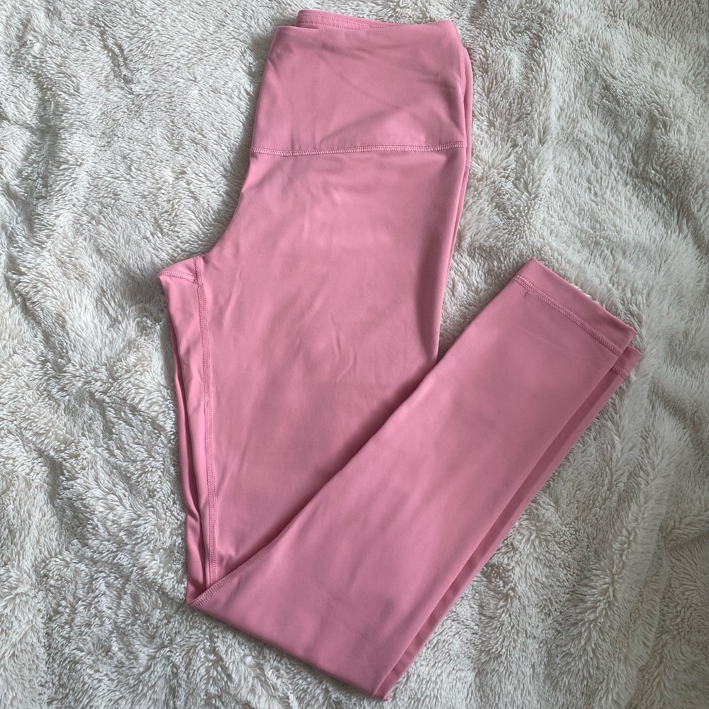 PINK LEGGINGS